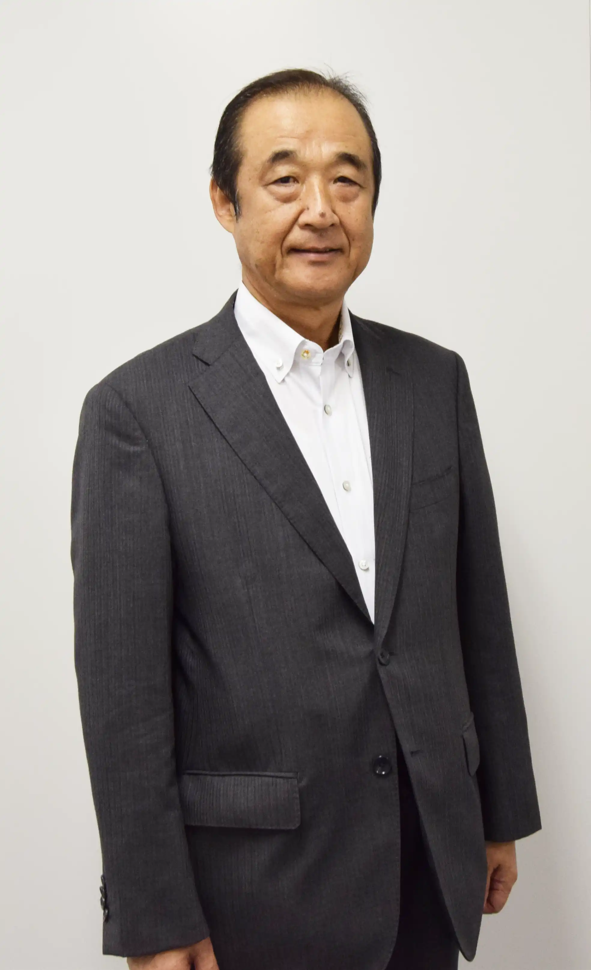 R Act Holding代表取締役 山本誠